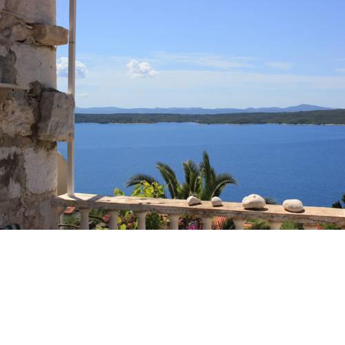 Inzomare Hvar