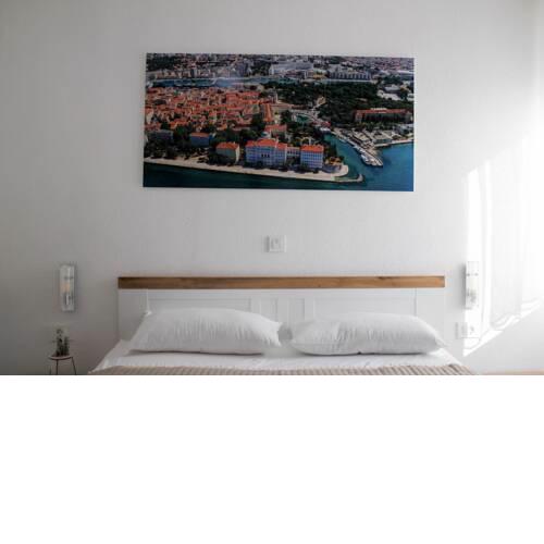 Jeta Studio & Rooms