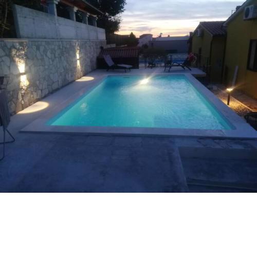 KAMENJAK VOLME, Cosy house with Pool