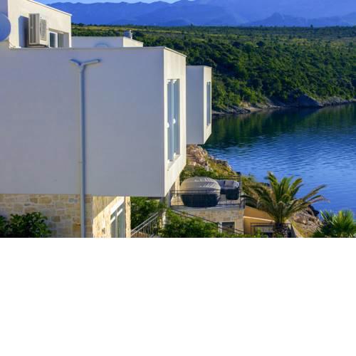 Kapetan stan Villa Sleeps 6 Pool Air Con WiFi