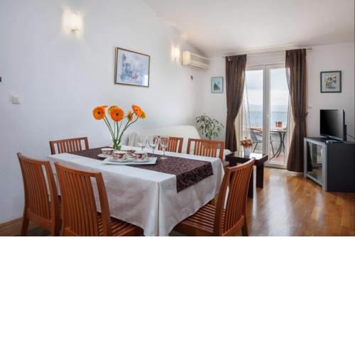 Katja Apartments