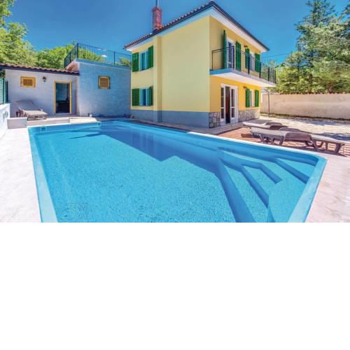 Kira House