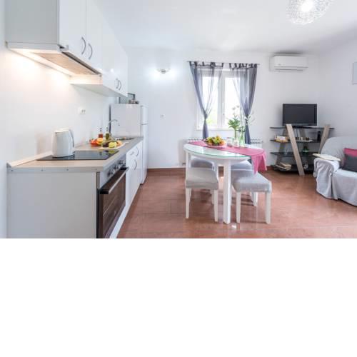 Kissy Apartment
