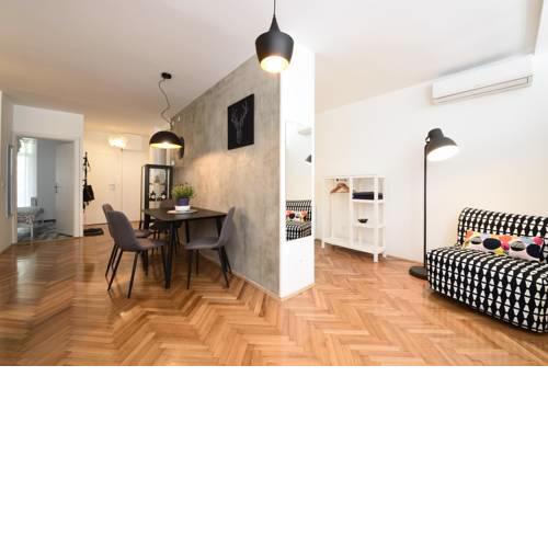 Kofoo Križanićeva Apartment