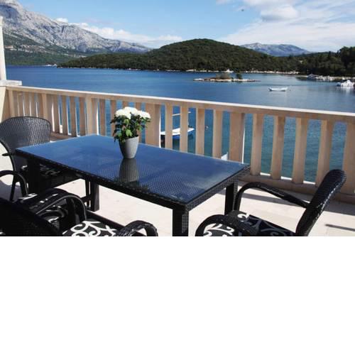 Korcula Seafront Apartments with private beach