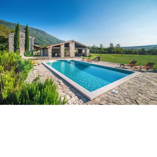 Kozljak Villa Sleeps 6 Pool WiFi