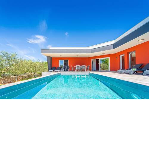 Krnica Villa Sleeps 10 with Pool and Air Con