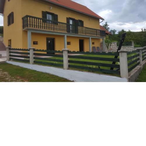 Kuca Roza