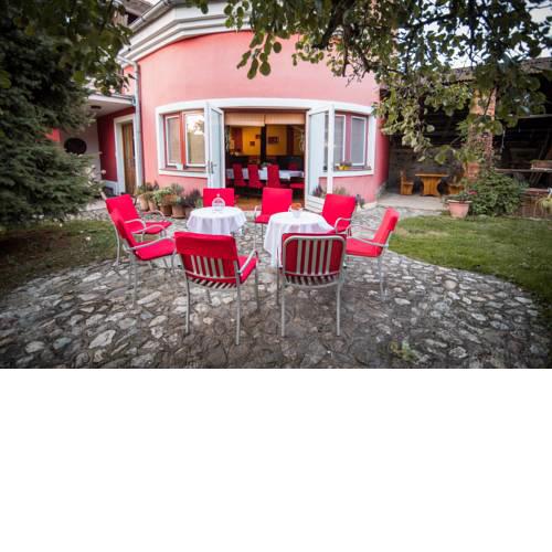Villa Holiday Home Kuća za odmor Slavonka