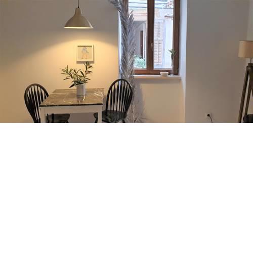 Lanterna Apartment