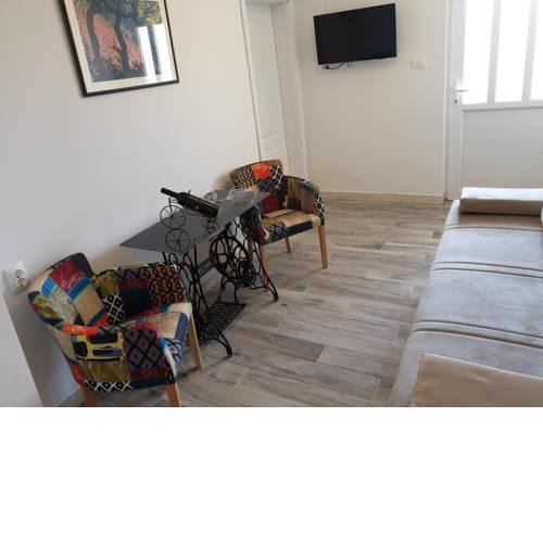Laura apartment