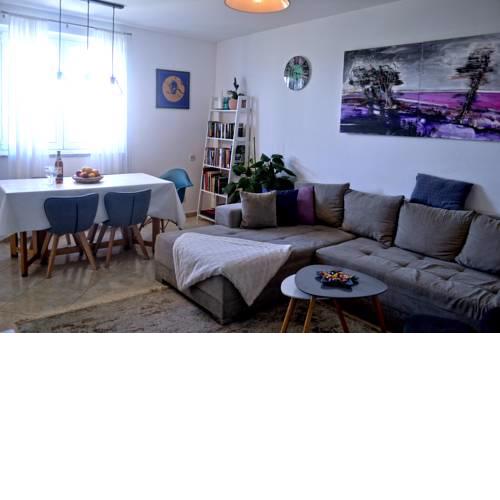 Laura apartment