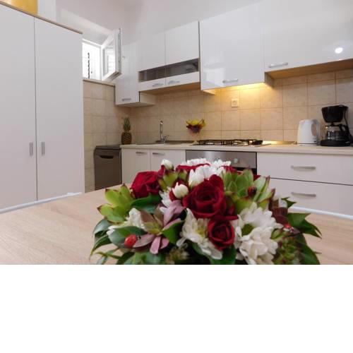 LCT Brand New City Apartment