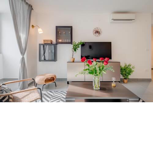 LCT Central Vintage Apartment