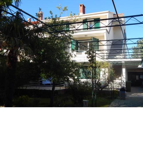 Lemon tree apartments