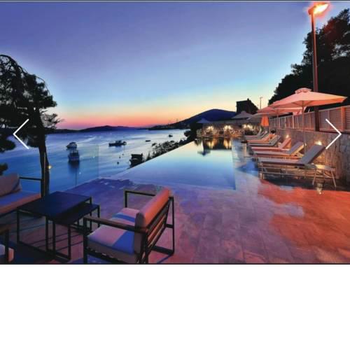 Livingstone Beach House
