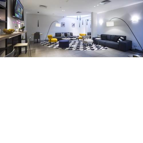 Livris Hotel