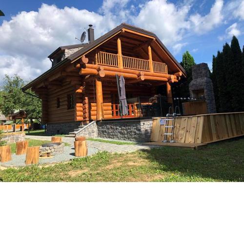 Log House The River Pearl