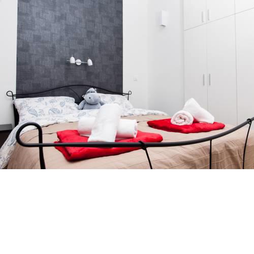 LOGO apartments