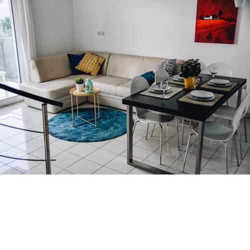 Lovely apartment 70 metres from the sea