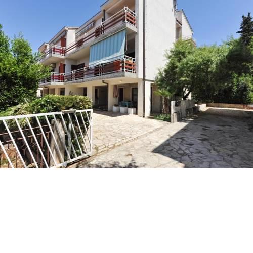 Lovely apartment in the groundfloor