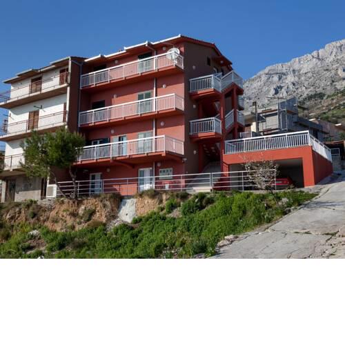 Lovely Holiday Home in Stanići near Seabeach