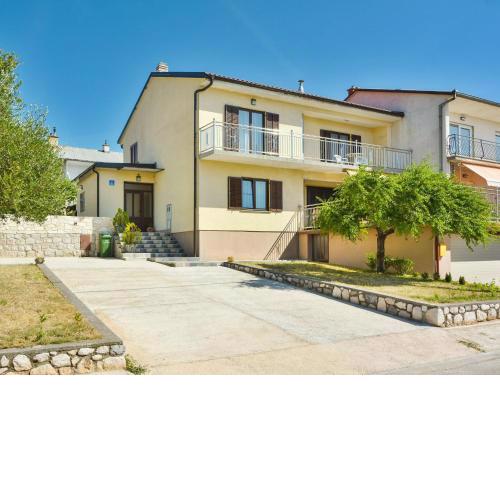 Lovely holiday home with swimming pool and terrace