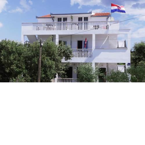 Lucija Apartmani