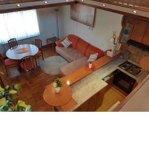 Lucija Apartment