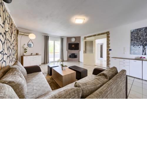 Ferienhaus Luka