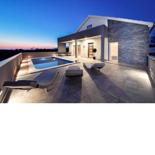 Luxurious Villa Natali