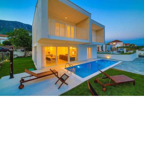 Luxury 4* Villa Rachel