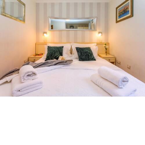 Luxury apartment and rooms in the heart of Split