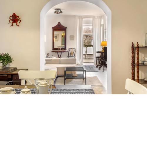 Luxury Apartment In The Old Palace
