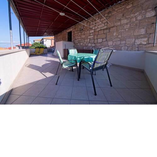 Luxury apartment Ljilja near the beach