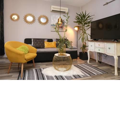 Luxury apartment Nina