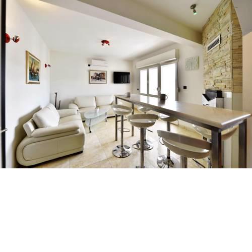 Luxury apartment Stobreč