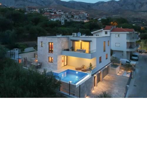 Luxury apartment **** with private pool