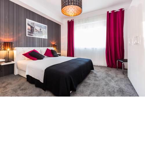 Luxury Apartments Elizabeth