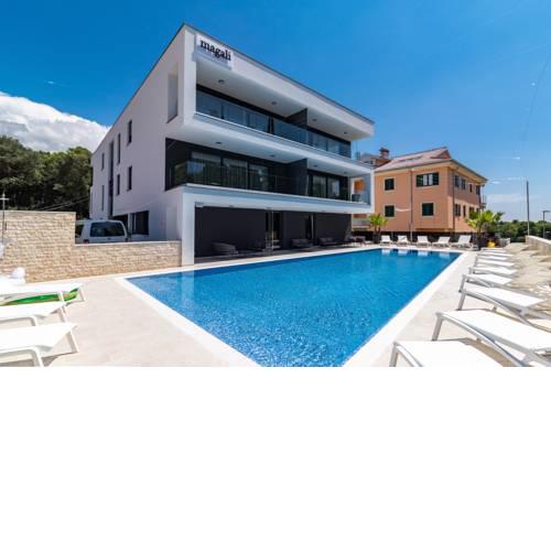 Luxury Apartments Magali 2