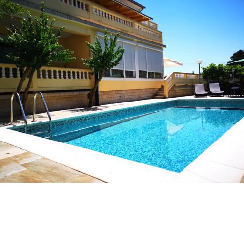 Luxury Apartments Mirna