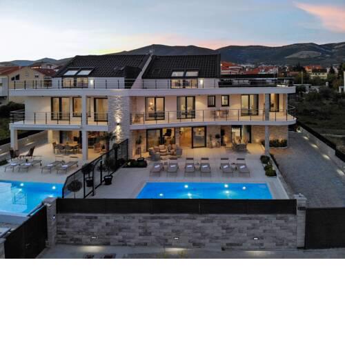 Luxury Beachfront Villa Sea Queen - Kastela