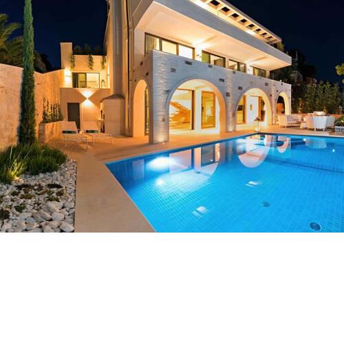Luxury Beachfront Villa Silvery Moon with private pool, jacuzzi, sauna and gym on Brac island - Sumartin