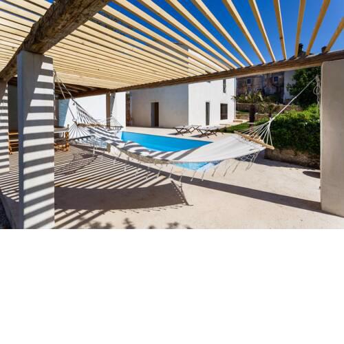Luxury Contemporary Villa with pool