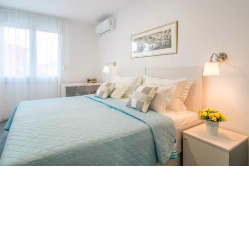 Luxury Diocletian 4+2