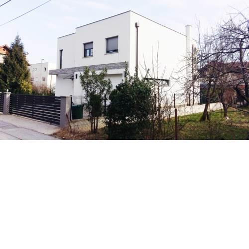 Luxury holiday house Oasis near Maksimir park