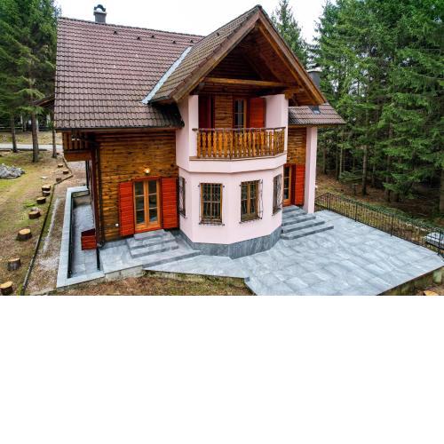Luxury Love Chalet
