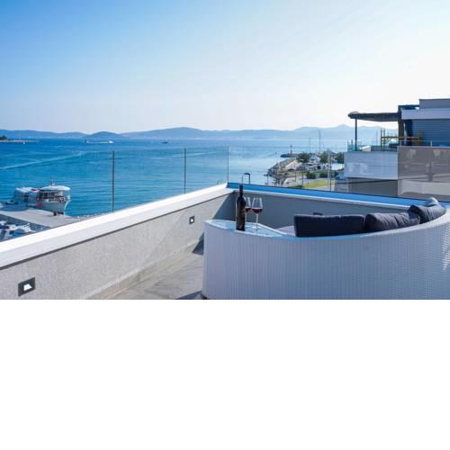 Luxury Penthouse Cosmacendi