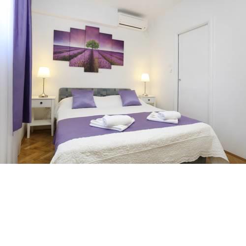 Luxury Apartment ELA