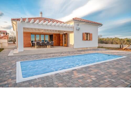 Luxury traditional villa in Vodice with pool